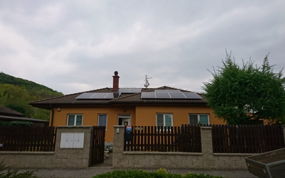 Fotovoltaická elektrárna s bateriemi SYL RISEN